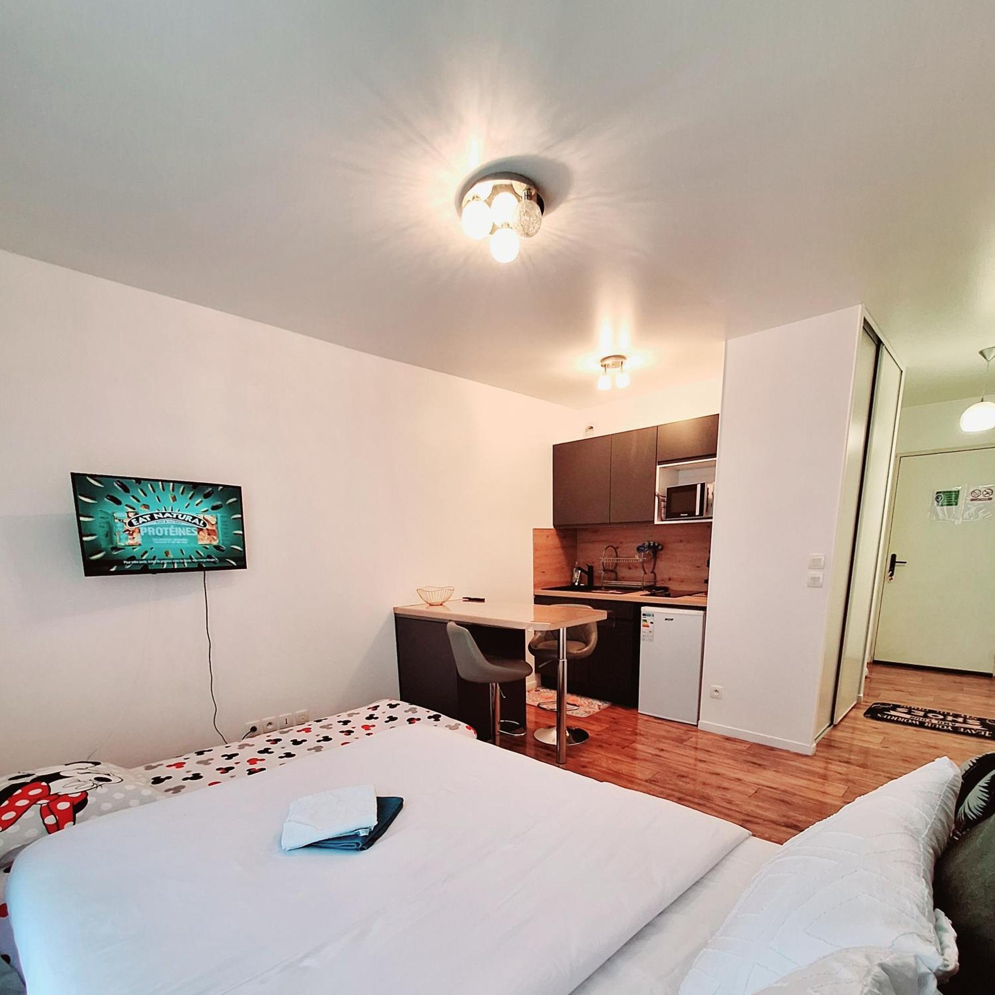 Studio Alpha - 2Min By Train To Disneyland Or 20Min Walk - 5Min Walk To "Val D'Europe" Station 몽테브랭 외부 사진